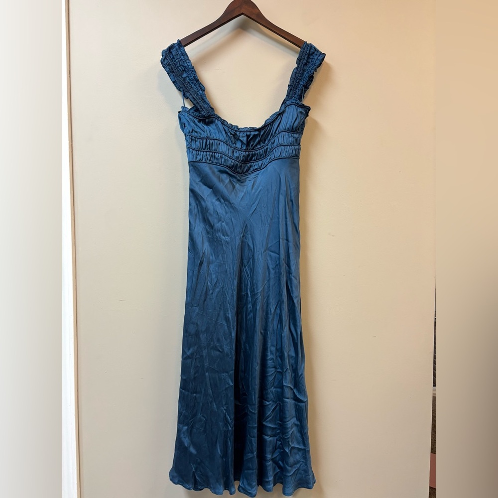 ASTR the Label Enola Satin Smocked Blue Midi Dress Wedding Bridal Baby Shower - Picture 5 of 6